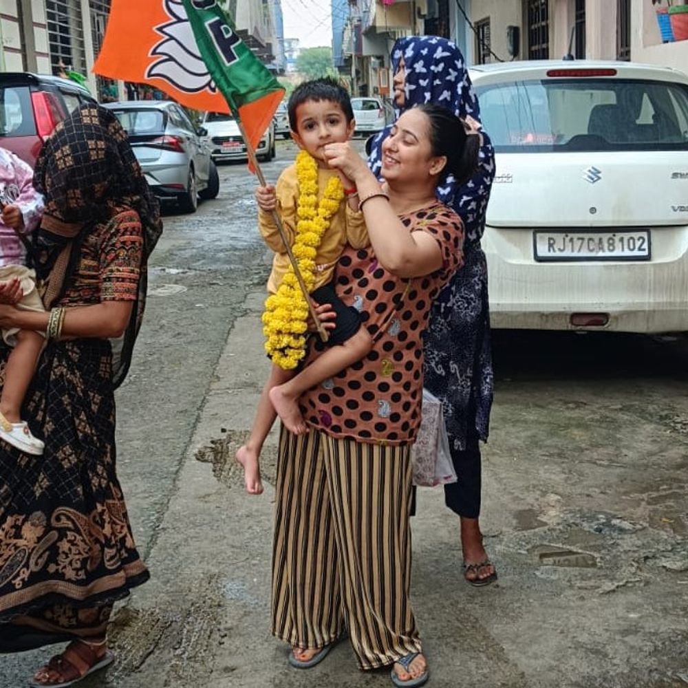 झालावाड़ चुनाव: निर्दलीय और AAP ने बढ़ाई कांग्रेस-बीजेपी की मुश्किल:8 वार्डों पर AAP और एक दर्जन से ज्यादा निर्दलीय