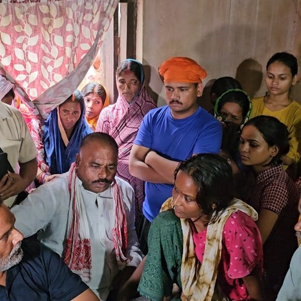 लापता अमन के घर पहुंचे पप्पू यादव:सरकार पर साधा निशाना, बोले- नेता और अपराधी मस्त, आम लोग परेशान