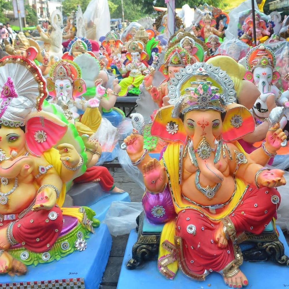 कानपुर में गणेशोत्सव की तैयारियां पूरी:सज गए आकर्षक पूजा पंडाल, 14 से स्थापित होंगी प्रतिमाएं