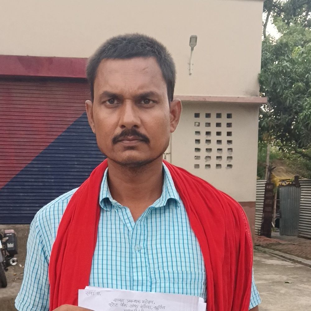 मोबाइल चोरी कर बैंक खातों से उड़ाए ₹2.44 लाख:मधुबनी के दिलीप कुमार के साथ साइबर ठगी, थाना में दर्ज कराई शिकायत