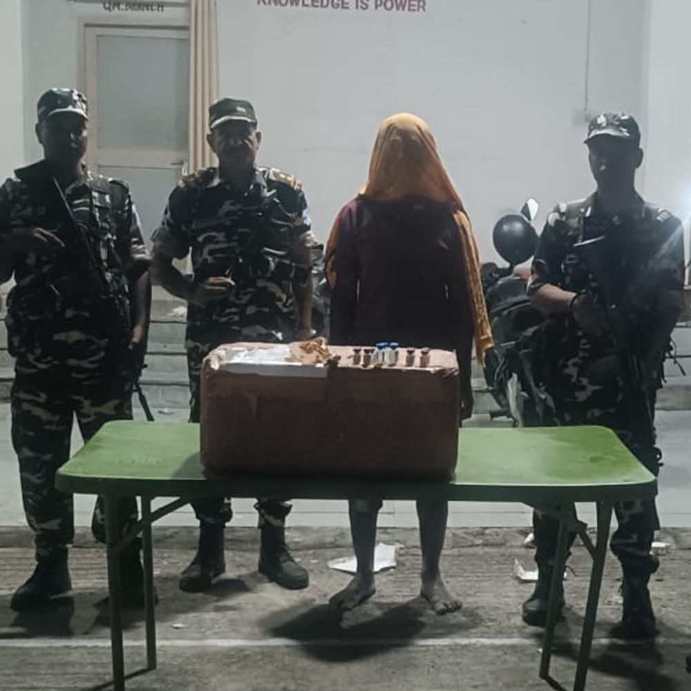 सीतामढ़ी में 50 लाख की विदेशी पशु वैक्सीन जब्त:नीदरलैंड और अमेरिका के बने 1435 टीके बरामद, एक गिरफ्तार