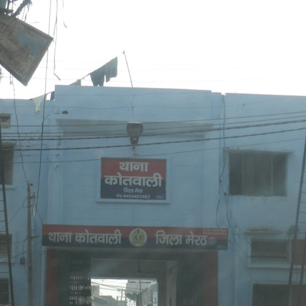 मेरठ में फायरिंग केस में बाल अपचारी पकड़ा गया:हाजी फिरोज कुरैशी के नेटवर्क से जुड़ा होने का दावा, पुलिस खंगाल रही आपराधिक रिकॉर्ड