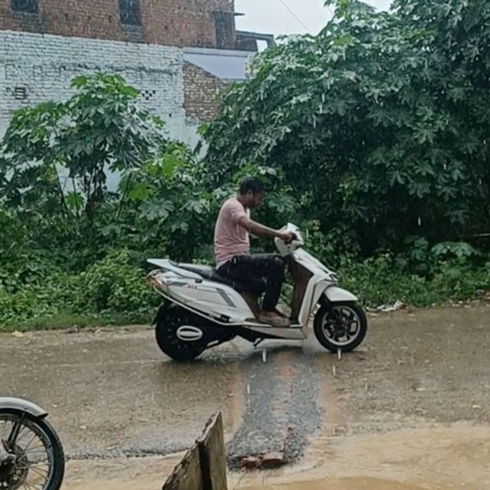 भदोही में सितंबर के पहले हफ्ते में लगातार बारिश:तापमान गिरा; धान की फसल को फायदा, अगस्त में 492 एमएम बारिश दर्ज