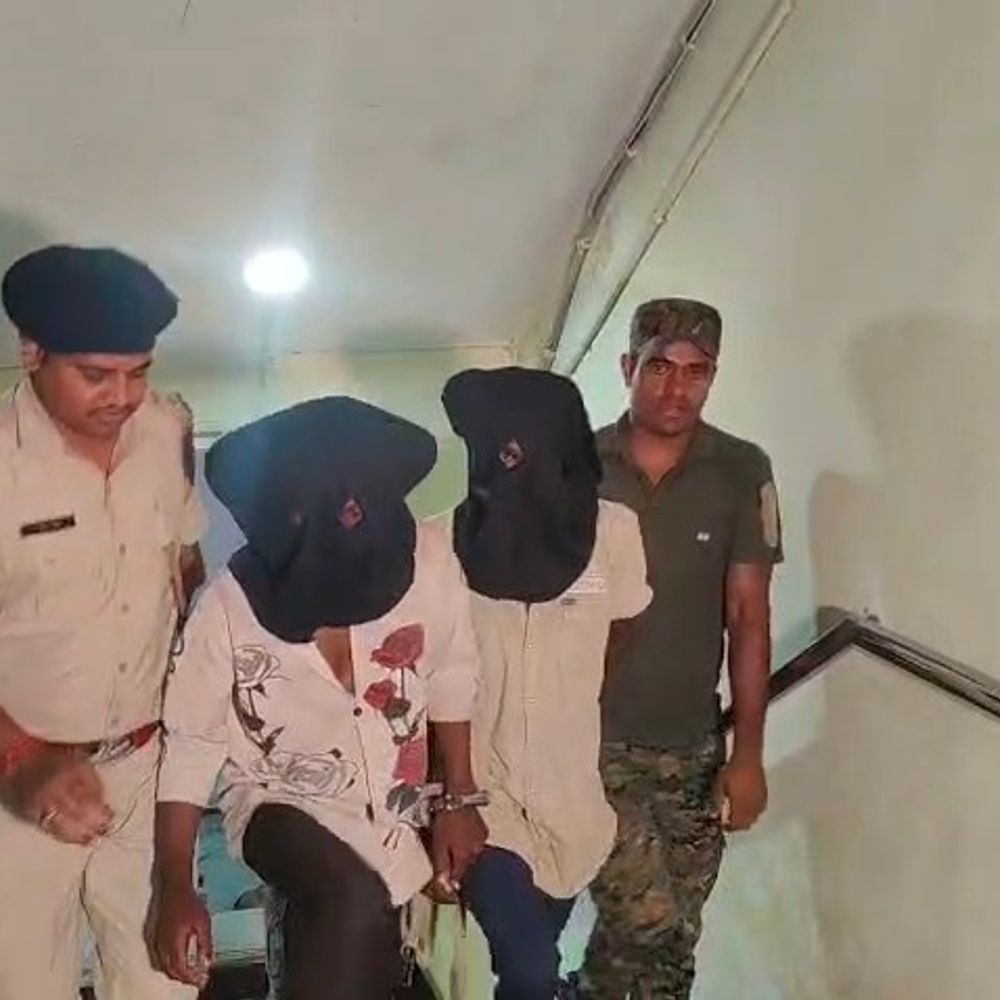 चतरा में तीज देखकर लौट रही नाबालिग से गैंगरेप:दुपट्टे से गला घोंटकर की हत्या, दो आरोपी गिरफ्तार; दोनों ने कबूला जुर्म