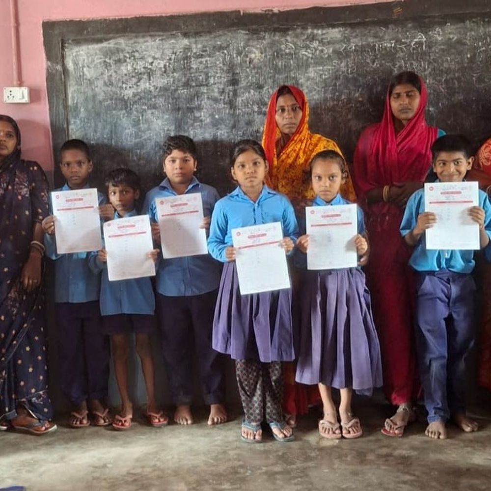 बेगूसराय के उत्क्रमित मध्य विद्यालय बरैठ में सेवा चित्र प्रतियोगिता:छात्रों ने दिखाया कला का प्रदर्शन, स्कूल-अभिभावक के समन्वय पर जोर