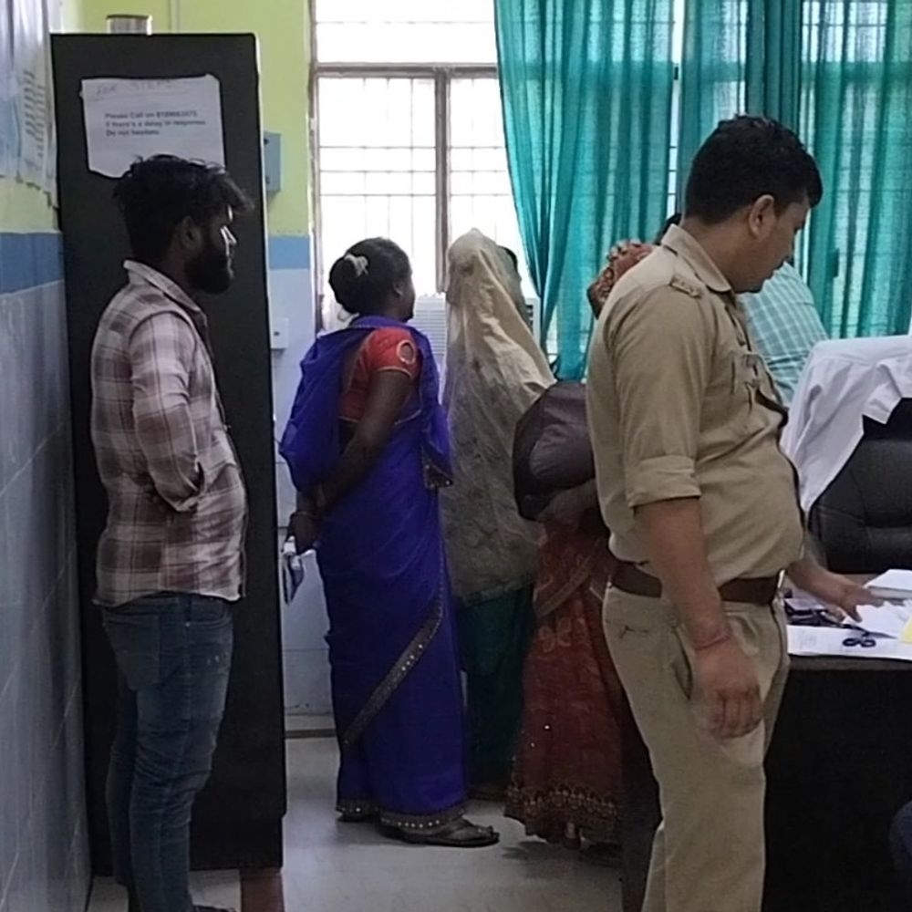 अयोध्या में नाबालिग से रेप का आरोप:पॉक्सो एक्ट में केस दर्ज कर कोर्ट ने आरोपी को जेल भेजा