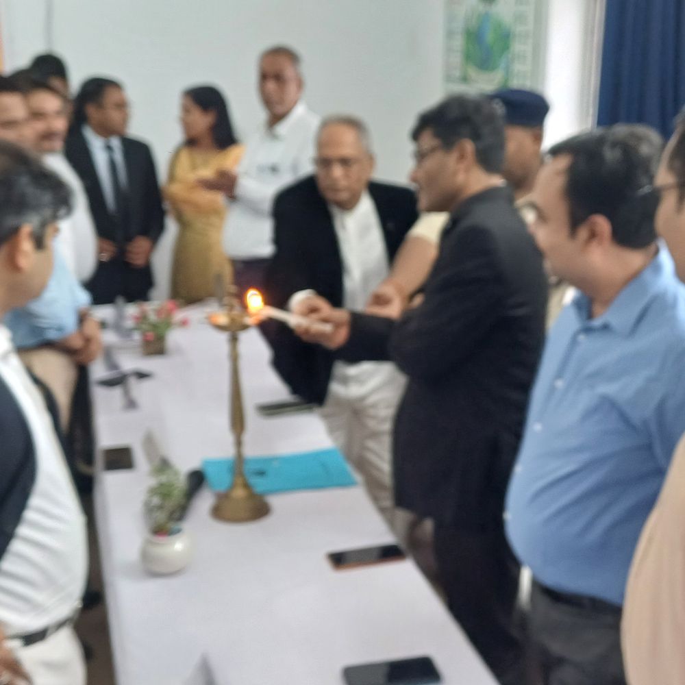 मुंगेर में 14 टेबल पर मामलों का ऑन-स्पॉट निपटारा:राष्ट्रीय लोक अदालत, बैंक- बिजली और पानी के विवादों का समाधान