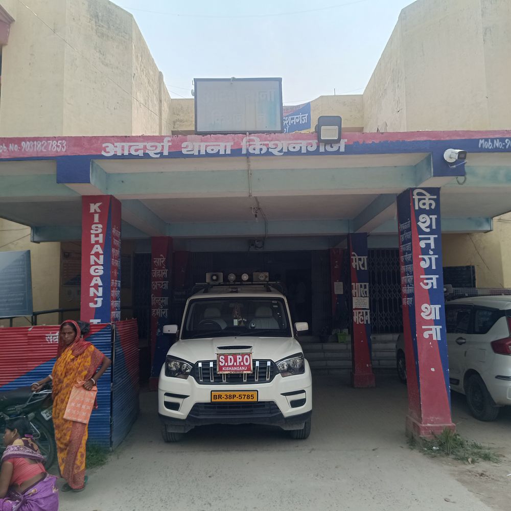बच्चों के झगड़े के बाद घर में घुसकर मारपीट:महिला ने 6 लोगों पर FIR दर्ज कराई, पति-बेटे को पीटा; 2500 रुपये छीनने का आरोप