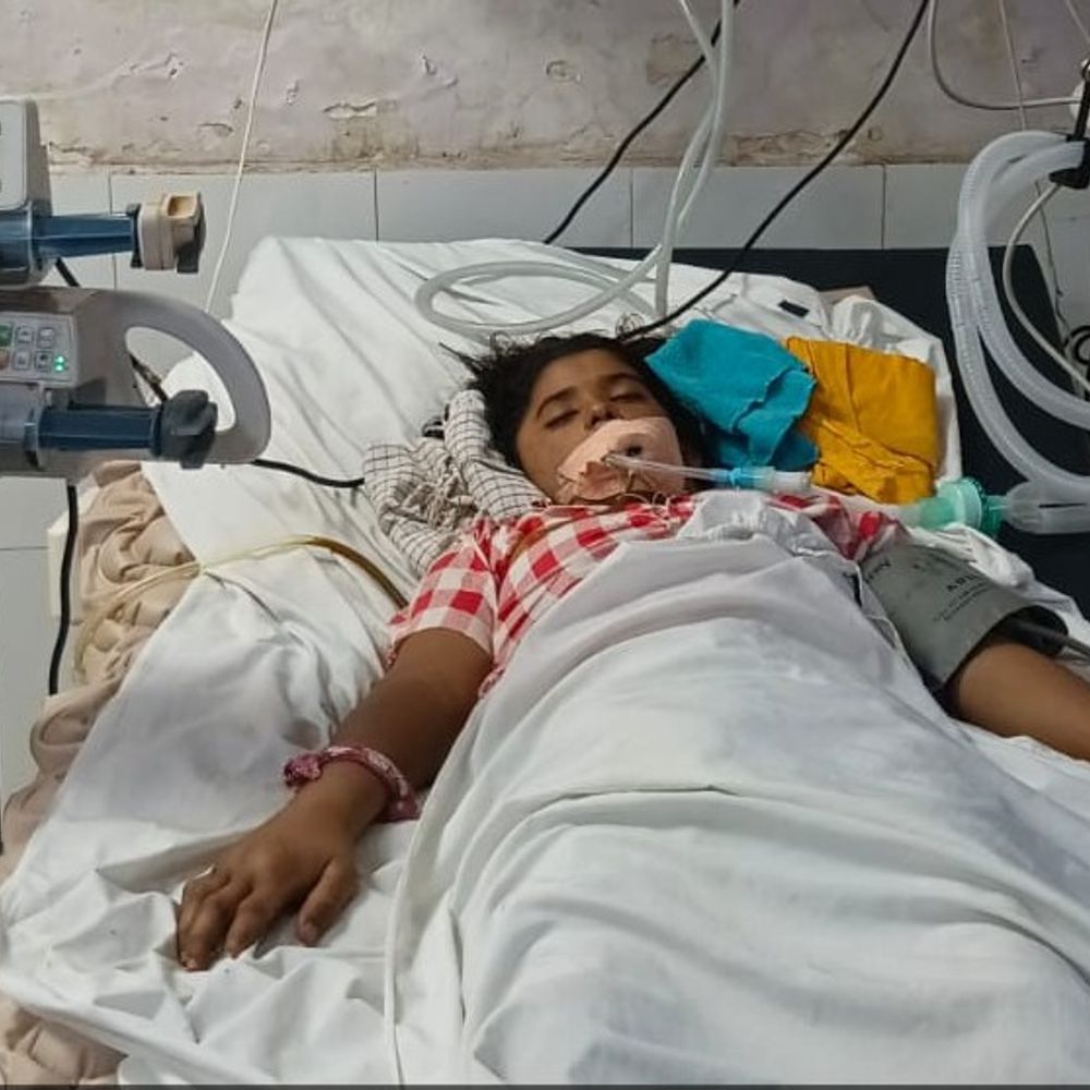 सिंगरौली अस्पताल में यूपी की महिला की मौत:परिजन का हंगामा, मां ने कहा- डॉक्टर्स ने सही ढंग से इलाज नहीं किया