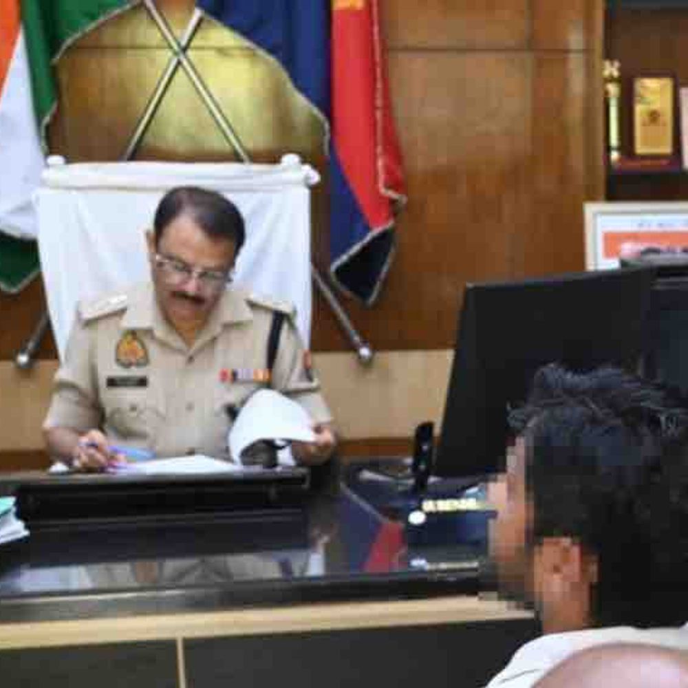 गाजियाबाद में 2350 लोगों पर पुलिस का एक्शन:त्योहारों से पहले ग्रामीण इलाकों में कार्रवाई, धारा 126/135 में बुक किया