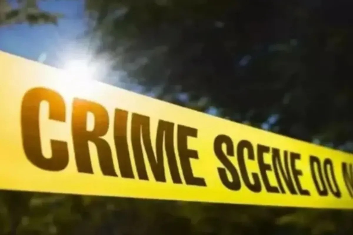 Azamgarh Triple Murder Case: आजमगढ़ में तिहरे हत्याकांड पर गरमाई सियासत, सपा ने योगी सरकार और कानून व्यवस्था पर उठाए सवाल