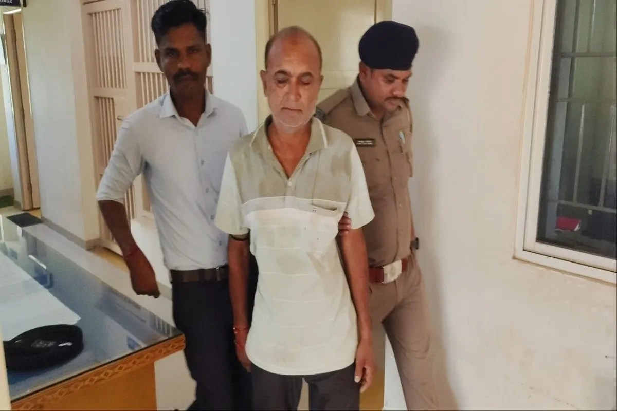 साबरकांठा जिले में पदयात्रियों को घायल करने वाले चालक के खिलाफ दो शिकायतें