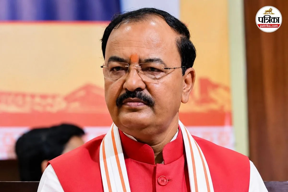 ‘SIR पर उपमुख्यमंत्री केशव प्रसाद मौर्य का विपक्ष पर बड़ा हमला बोले- राहुल गांधी, अखिलेश और ममता बनर्जी माफी मांगें