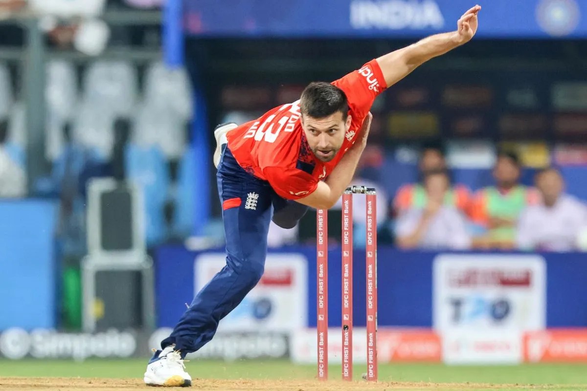 Mark Wood Retirement: इंग्लैंड के तेज गेंदबाज मार्क वुड ने अंतरराष्ट्रीय क्रिकेट से लिया संन्यास