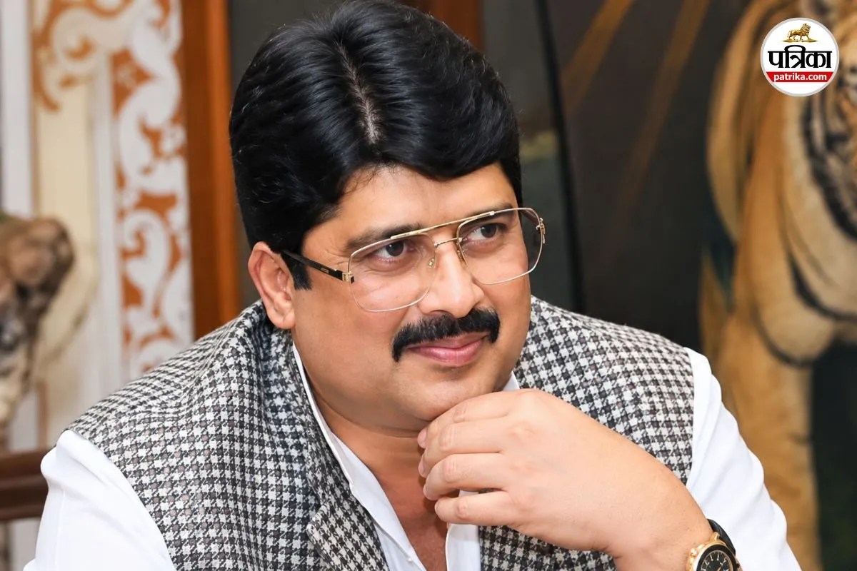 ‘Gen-Z’ पर राजा भैया का तंज, दिल्ली के छात्रों के प्रदर्शन पर भी साधा निशाना, बोले- भाषा और संस्कृति से मेल नहीं