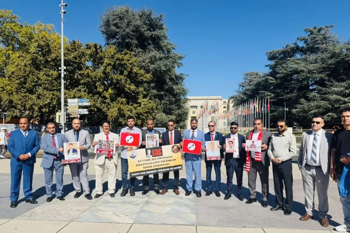 पाकिस्तान के खिलाफ UN मुख्यालय के बाहर सिंध फ्रीडम ग्रुप का प्रदर्शन, कहा- पंजाबी साम्राज्यवाद का गुलाम बनाकर रख दिया