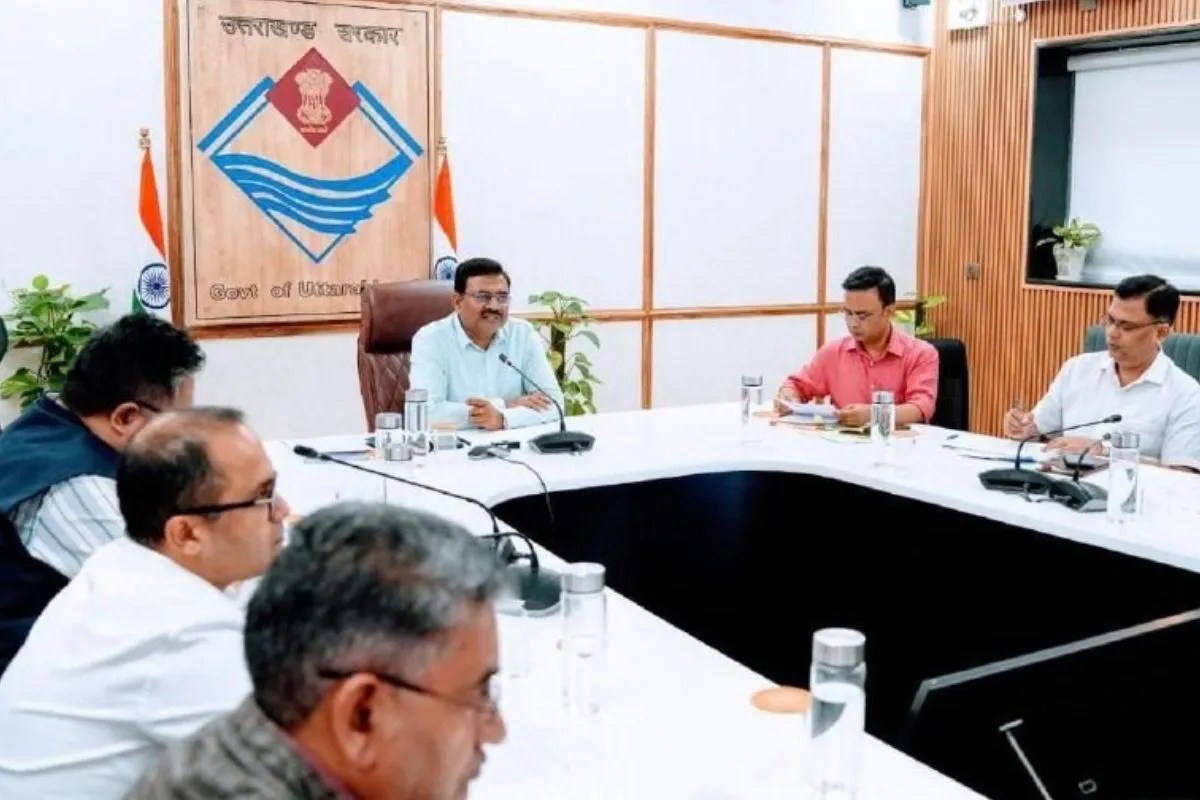 उत्तराखंड के मुख्य सचिव की समीक्षा बैठक, सरकारी संपत्तियों की मैपिंग और पेंशन मामलों के त्वरित समाधान के दिए निर्देश