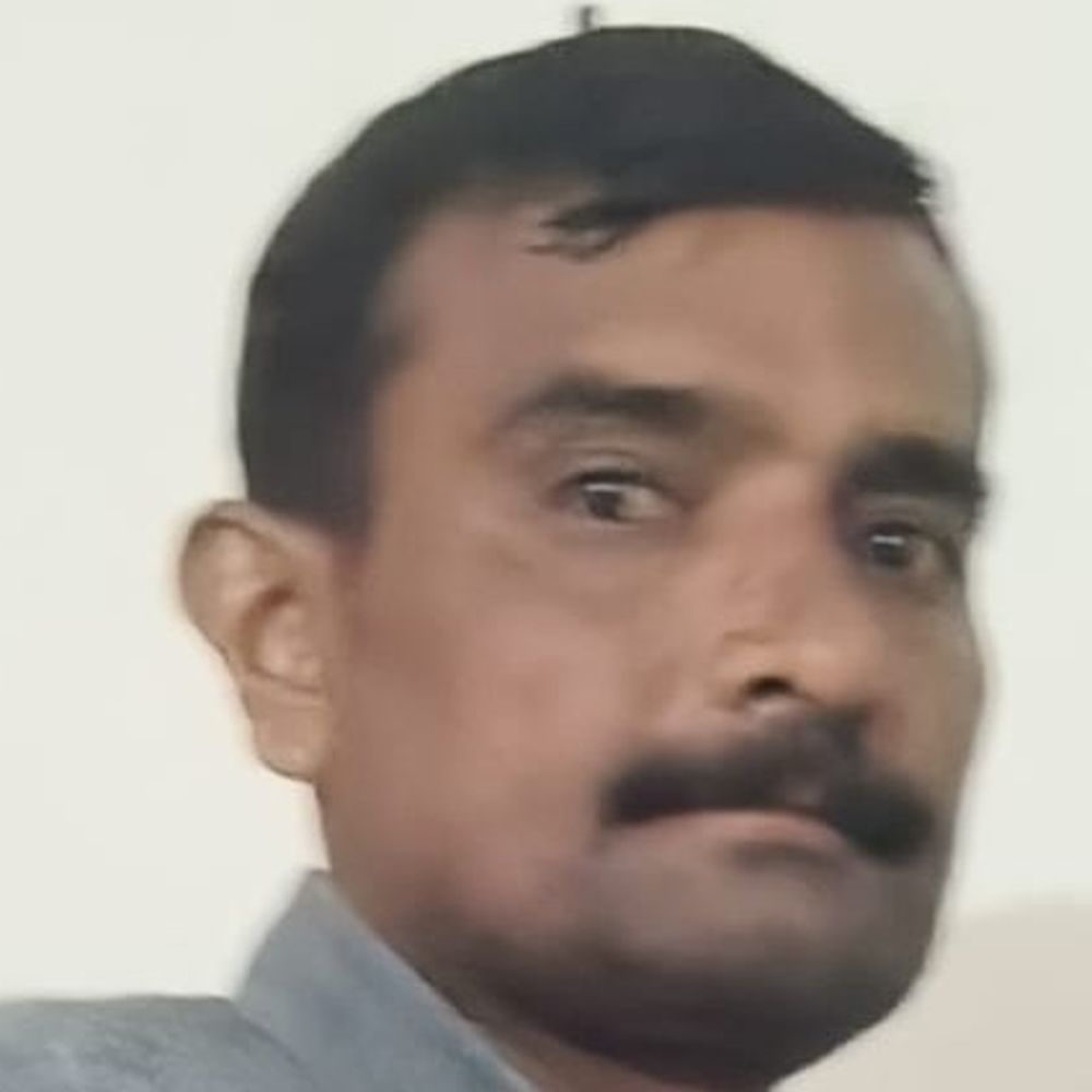 जालौन में किसान ने ट्रेन के आगे कूदकर दी जान:ओलावृष्टि से फसल खराब होने से परेशान थे, जांच जारी
