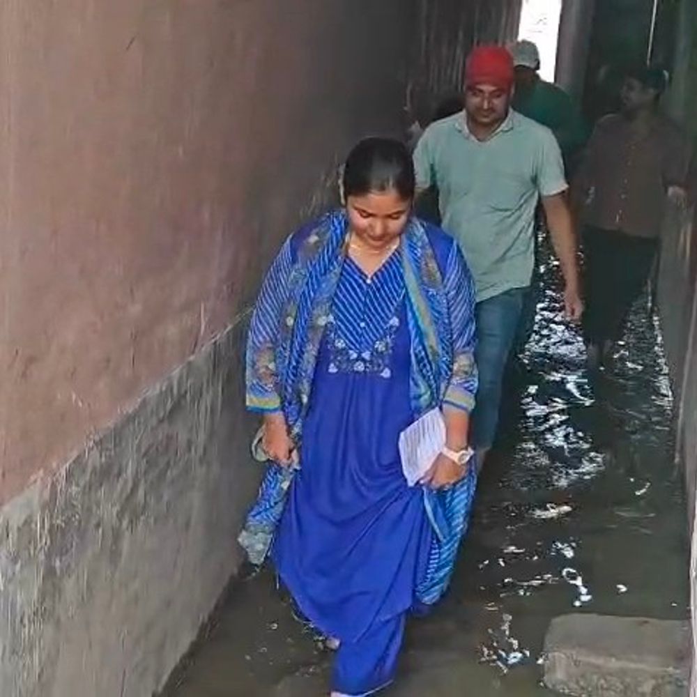 मधेपुरा में पैसा लेकर घर नहीं बनाने वालों पर कार्रवाई:PM आवास योजना की जांच शुरू; नोटिस के बाद भी घर निर्माण नहीं करने पर होगी वसूली