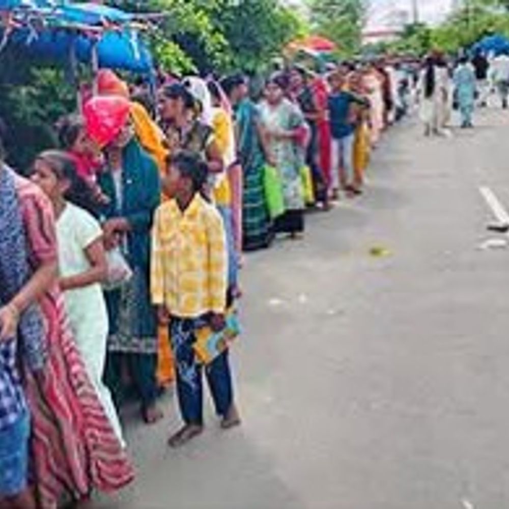 सिधौली में श्रीकृष्ण की पूजा के बाद मेला:पूजन-अर्चन और प्रसाद के बाद लगा दधि महोत्सव का मेला