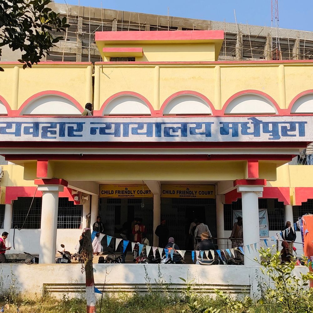 कट्टा-गोली रखने में 2 आरोपी को 3 साल की जेल:2024 में रोड पर हथियार के साथ पकड़ाया था दोनों युवक