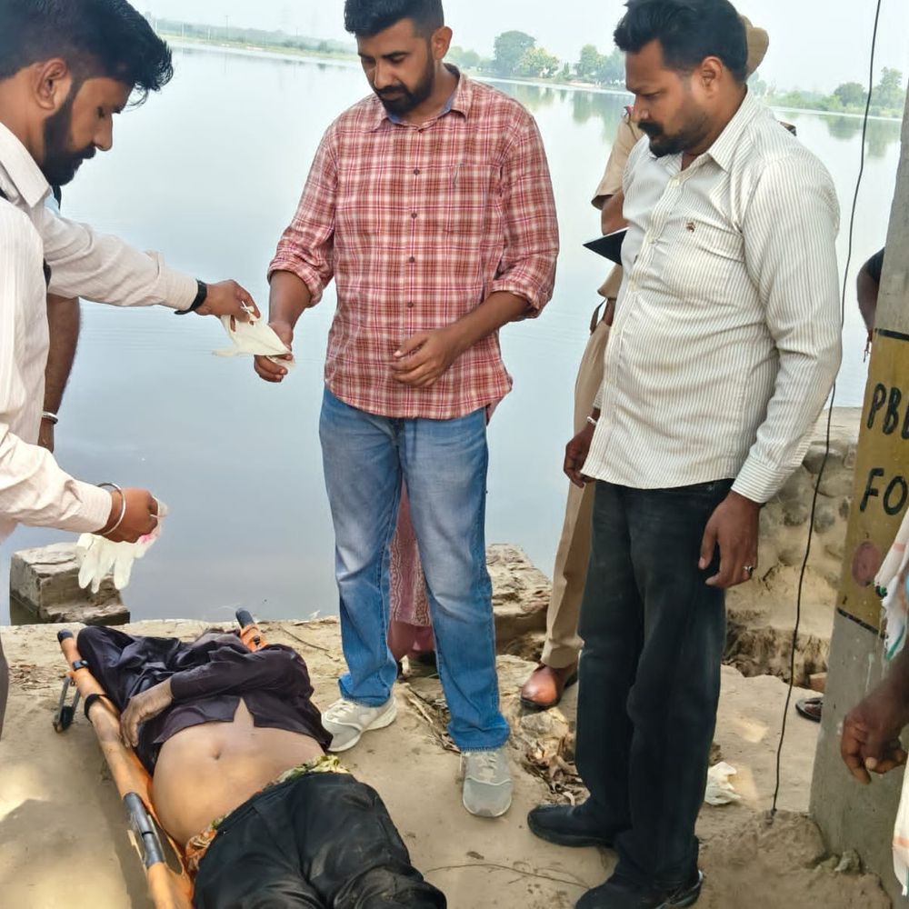 बठिंडा में झील नंबर-2 से व्यक्ति का शव मिला:पहचान नहीं हुई, 72 घंटे के लिए मोर्चरी में रखा; पुलिस जांच में जुटी