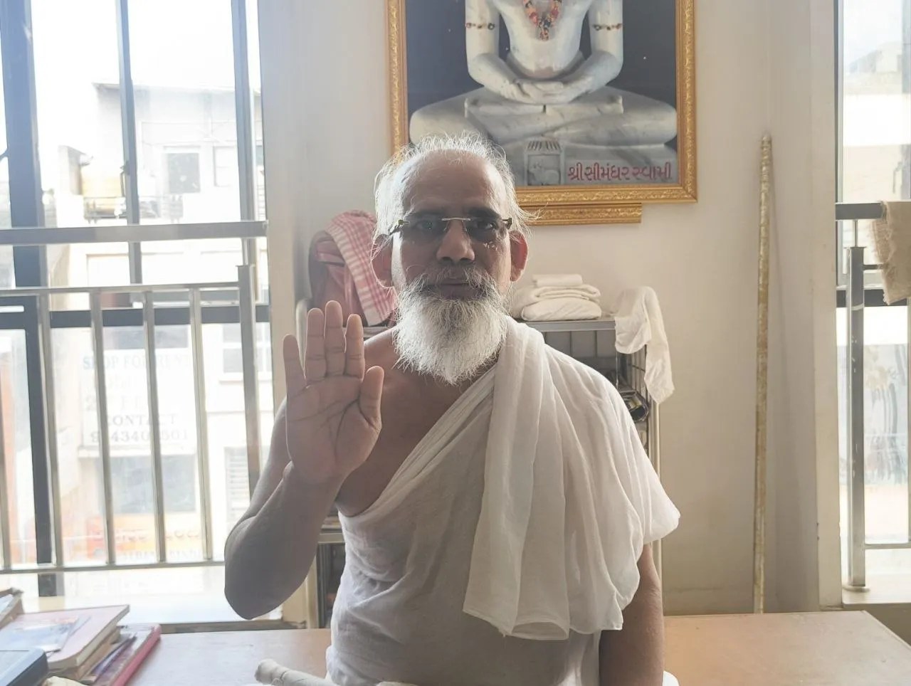 आचार्य दिव्येशचन्द्र सागर बोले— संस्कारों की नींव मजबूत होगी तो युवा सही दिशा चुनेंगे