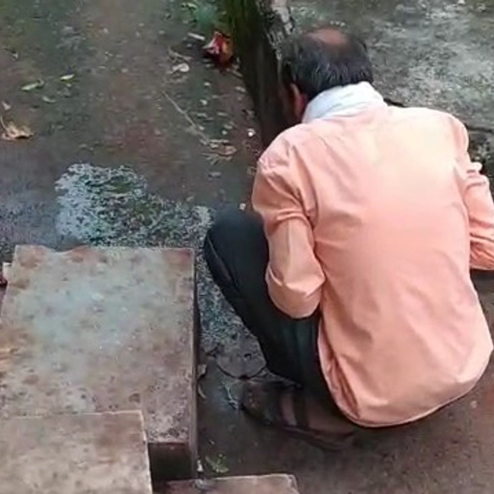 बकस्वाहा में शराब पीने के बाद 3 की तबीयत बिगड़ी:एक दमोह, दो सागर रेफर, टीआई बोले- तीनों मामले संज्ञान में; कारण की पुष्टि नहीं