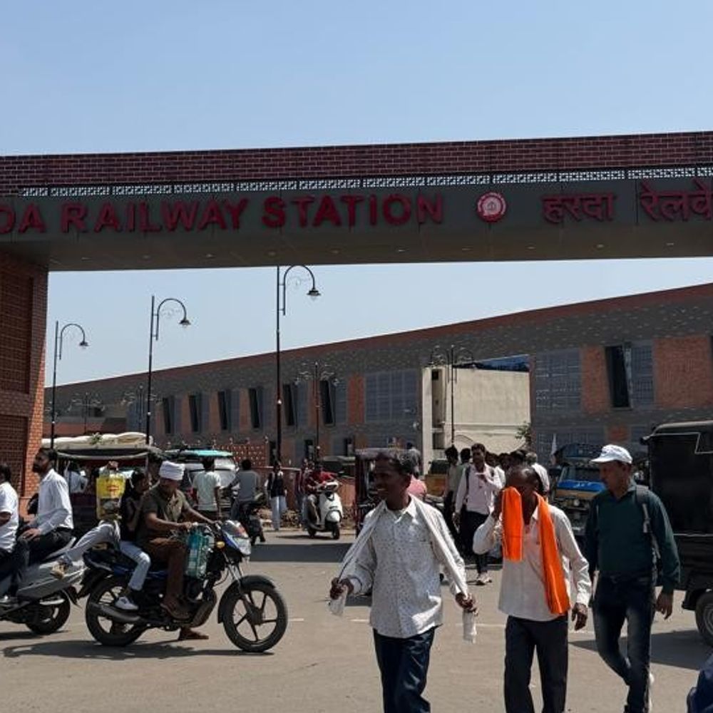 इटारसी-खंडवा रेलखंड पर तीसरी-चौथी लाइन का सर्वे शुरू:50 से ज्यादा ट्रेनों को रफ्तार मिलेगी, 3 घंटे का सफर 2 घंटे में होगा