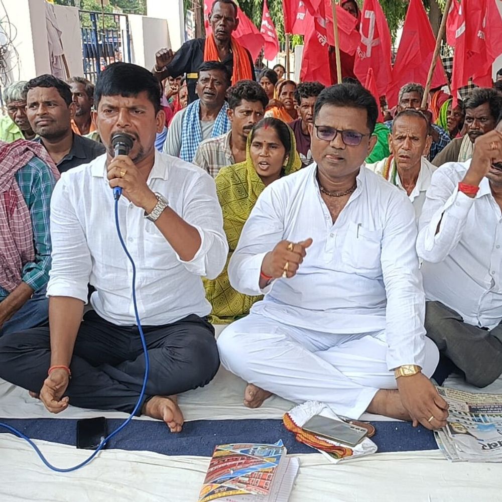 भाकपा माले का धरना तीसरे दिन भी धरना जारी:जमुई में थाना प्रभारी के निलंबन और जांच की मांग