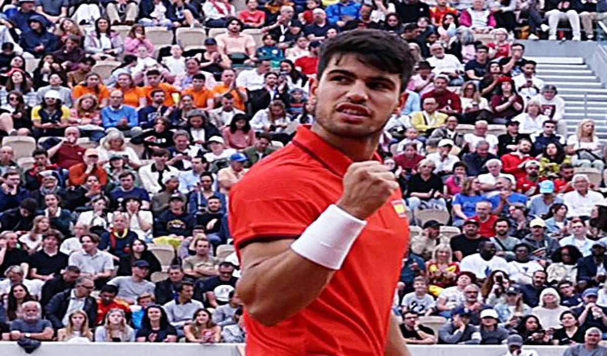 Alcaraz US Open में गरजे, डिफेंडिंग चैंपियन ने Wu Yibing को सीधे सेटों में हराया