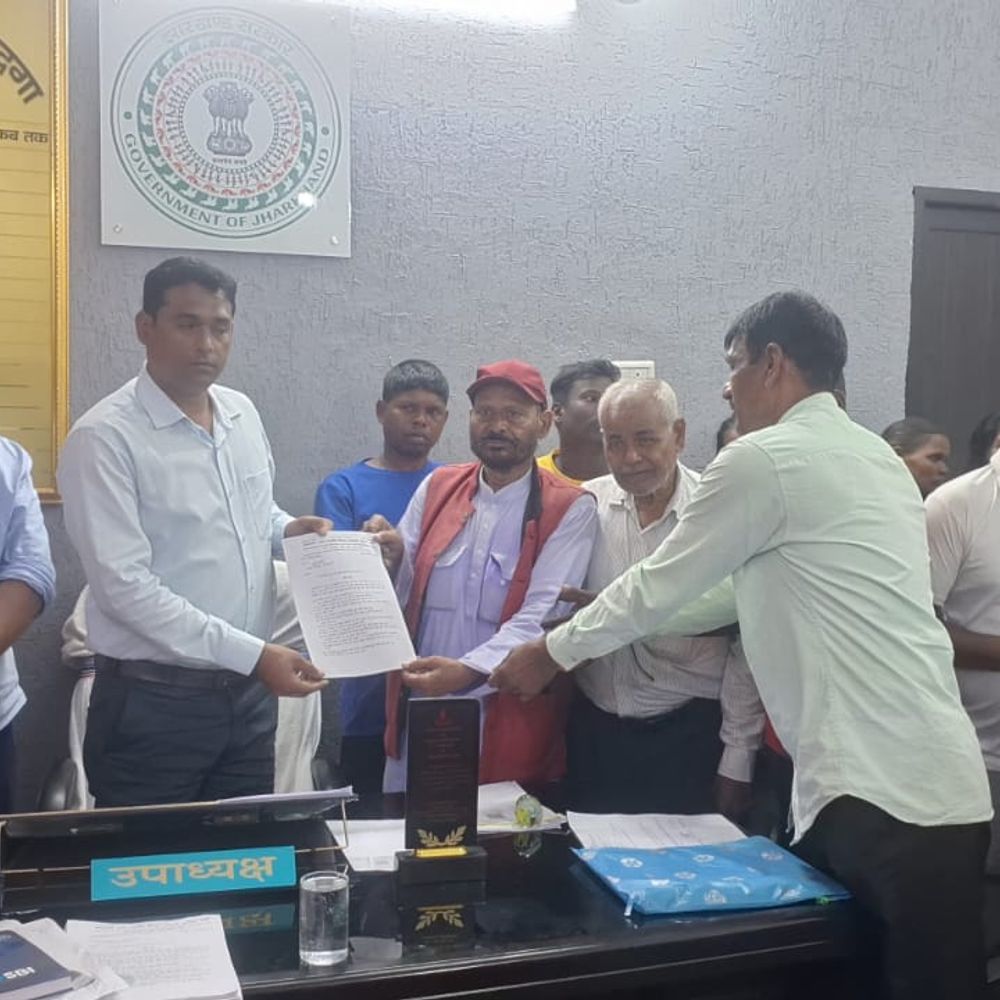 करमा से पहले सफाई कर्मियों के वेतन भुगतान की मांग, 20 सितंबर तक भुगतान का आश्वासन