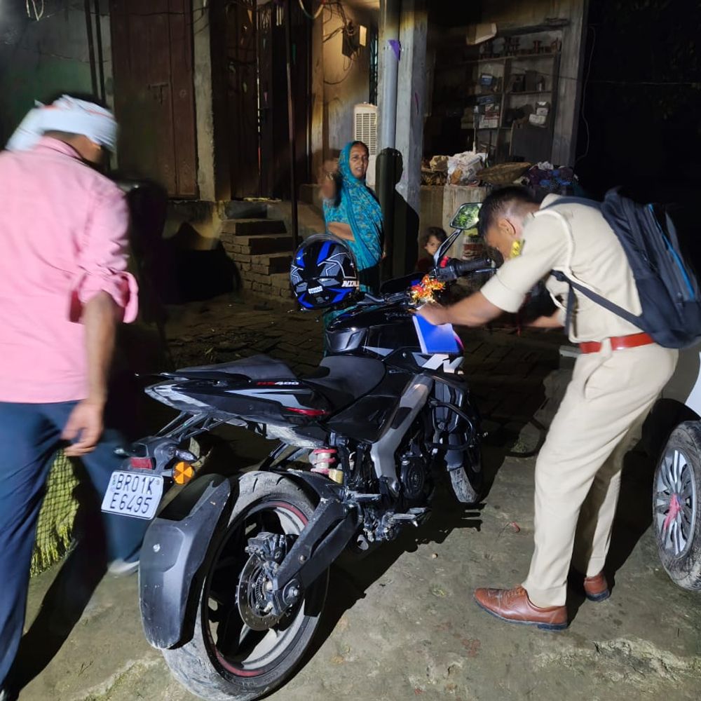 स्वर्ण व्यवसायी से 50 लाख की लूट, हमले में जख्मी