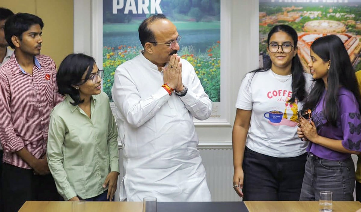 Satya Niketan हादसे के बाद जागी Delhi सरकार, PG-Coaching को रेगुलेट करने डेढ़ महीने में Policy लाएगी
