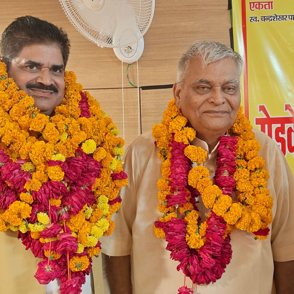 लखनऊ में रोडवेज़ परिषद का चुनाव:गिरिजा शंकर तिवारी तीसरी बार अध्यक्ष, गिरीश मिश्र 13वीं बार महामंत्री