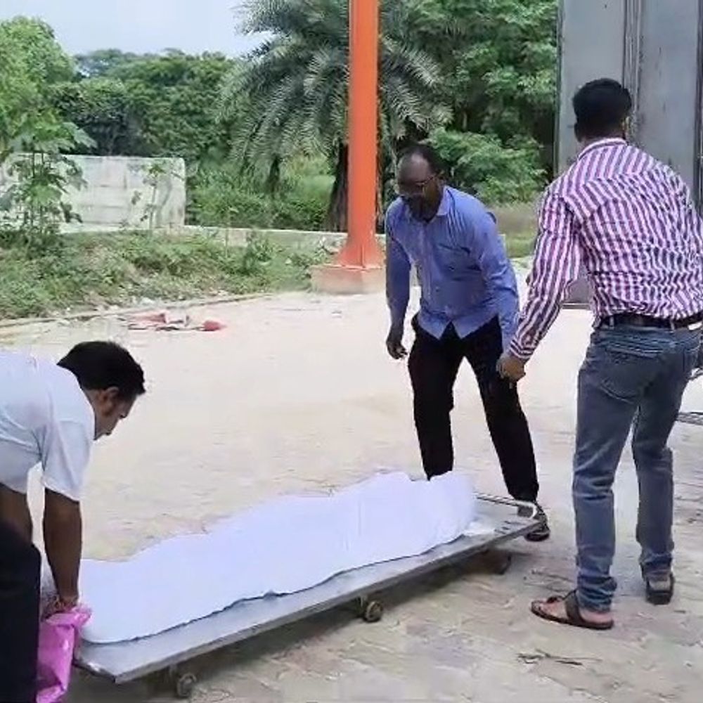 अपनों ने ठुकराया तो रक्तदाता समूह ने निभाया फर्ज:अंतिम दर्शन करने को भी राजी नहीं हुआ परिवार, विधि विधान से अंतिम संस्कार