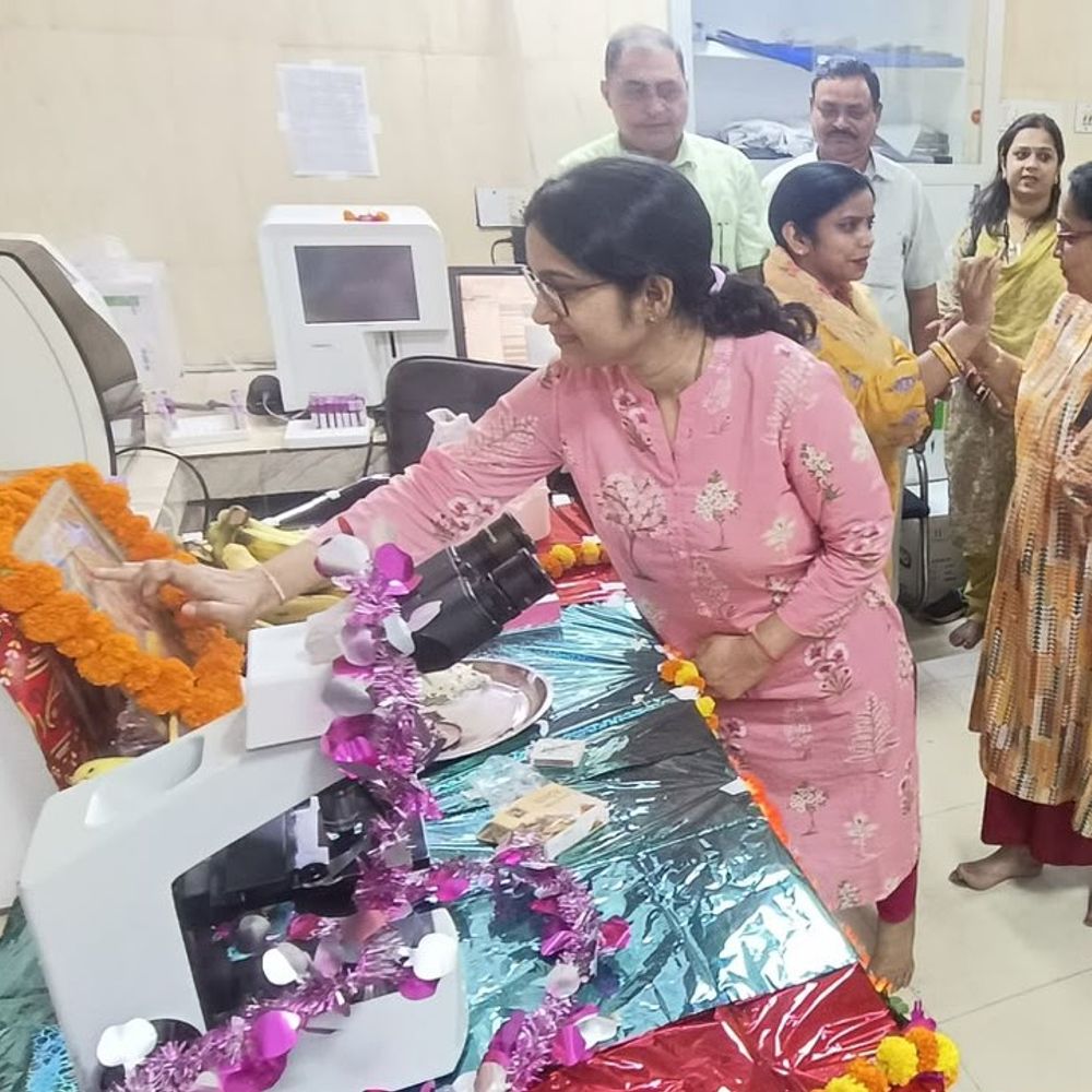 बलरामपुर अस्पताल में विश्वकर्मा जयंती मनाई:कर्मचारियों ने सुख-समृद्धि, प्रगति और मरीजों को बेहतर स्वास्थ्य की कामना की