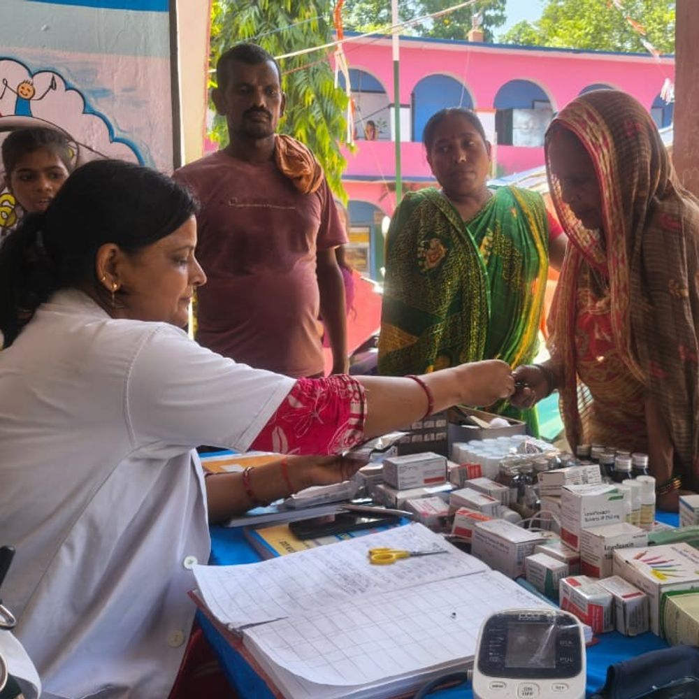 खगड़िया में बाढ़ का पानी घटा, खतरा बरकरार:1.63 लाख लोग प्रभावित, 50 सामुदायिक रसोई में 2.77 लाख को मिला रहा भोजन