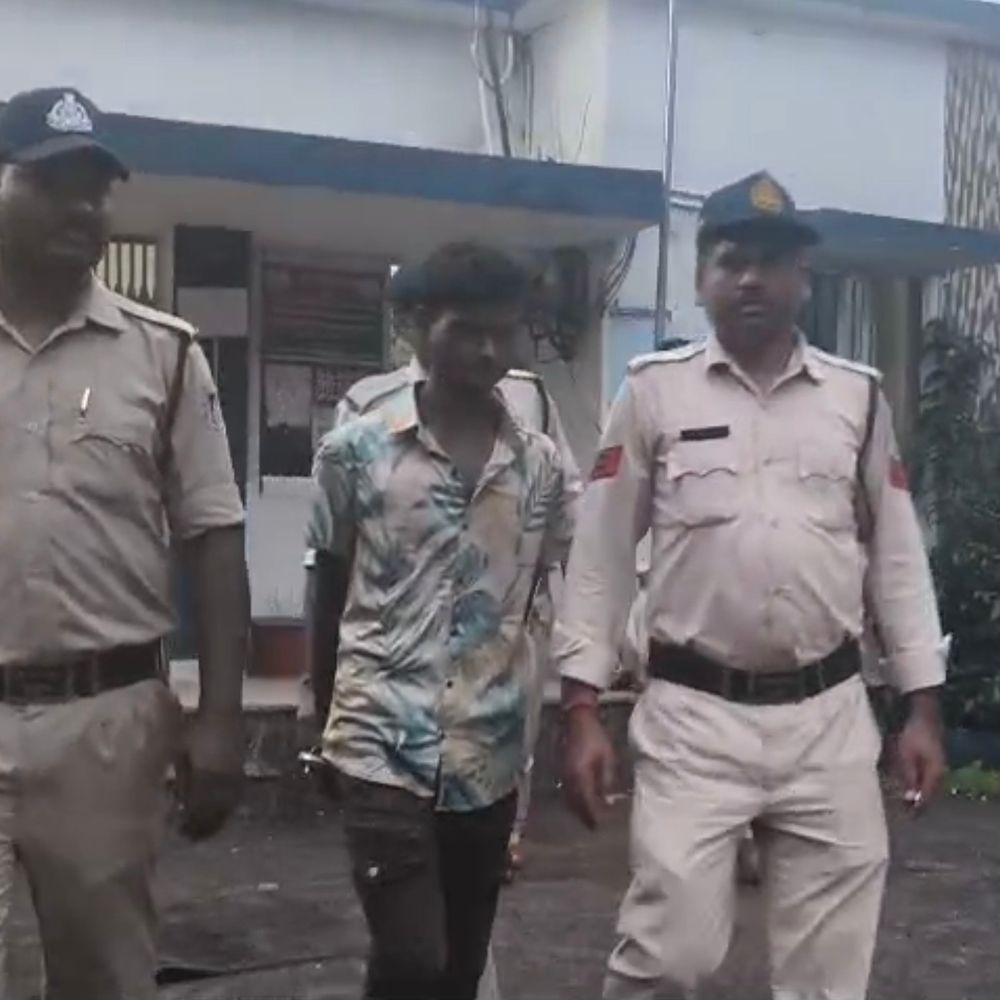 बेटी की शादी के 61 हजार रुपए और गहने चोरी:शहडोल में होटल कर्मचारी ने दरवाजा तोड़कर की वारदात, पुलिस ने पकड़ा