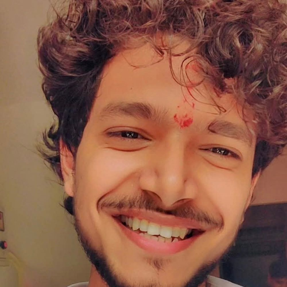 प्रेम संबंध में शादी के दबाव में युवक का सुसाइड:गर्लफ्रेंड, उसकी मां आत्महत्या के लिए उकसाने में FIR, पिता ने दी शिकायत