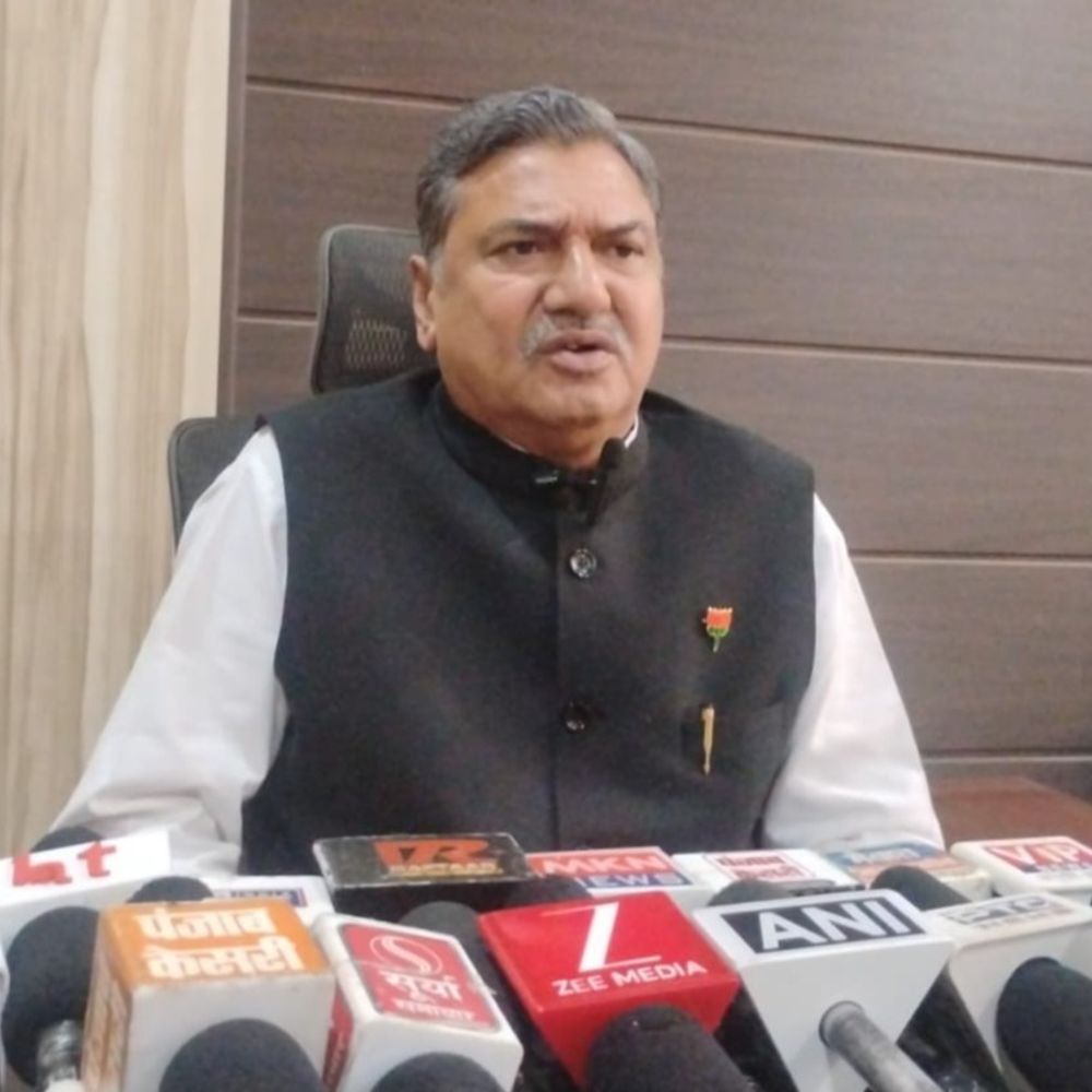 हरियाणा वक्फ बोर्ड प्रशासक ने कांग्रेस MLA पर साधा निशाना:इंजीनियरिंग कॉलेज पहुंचे जाकिर हुसैन, छात्रों से बात की, समस्याओं का जायजा लिया