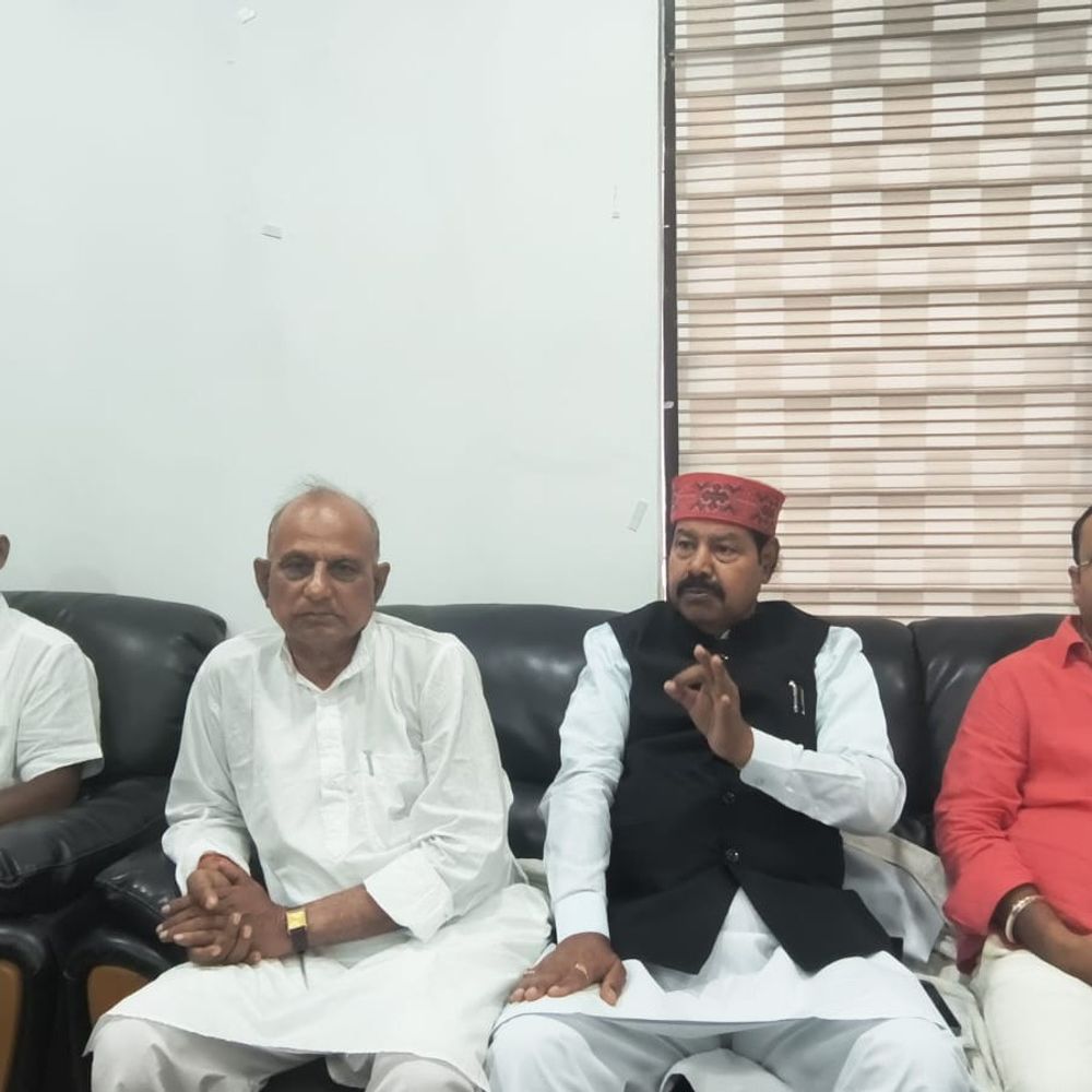 ‘अपराधी की कोई जाति नहीं होती’:महिलाओं से अपराध पर भाई वीरेंद्र ने प्रशासन पर मिलीभगत का आरोप लगाया