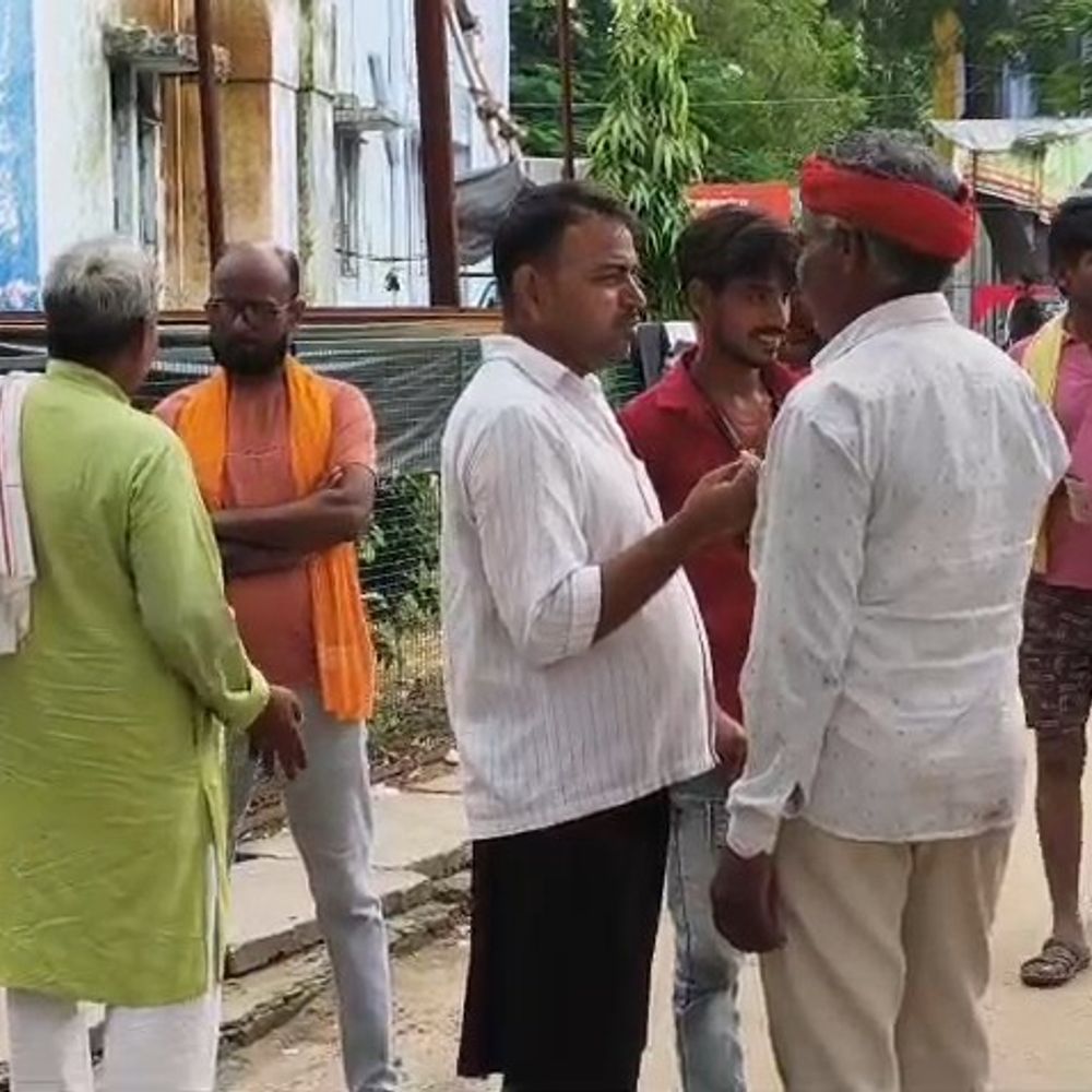 कैमूर में ट्रेन से गिरकर अधेड़ की मौत:दुर्गावती स्टेशन के पास हुआ हादसा; घर लौटते समय गिरा, शव पोस्टमार्टम के लिए भेजा गया