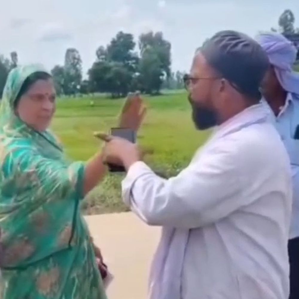 महिला मुखिया बोली – चप्पल से मारूंगी:सीतामढ़ी में नाला निर्माण की माप को लेकर विवाद