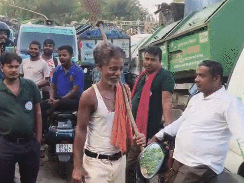 वेतन नहीं मिलने पर नगर निगम ड्राइवरों ने किया प्रदर्शन:कंकड़बाग अंचल में नारेबाजी की, कहा- एक महीने से हमें सैलरी नहीं मिली
