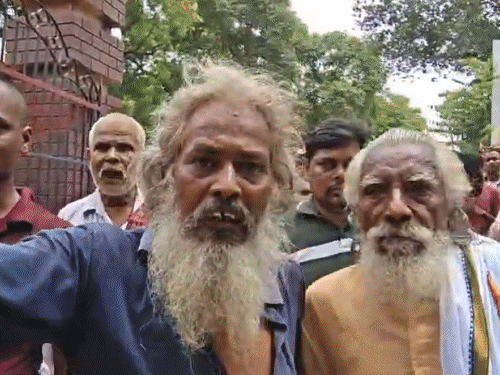 समस्तीपुर में संदिग्ध मौत पर थाने में घुसी भीड़:जमकर तोड़फोड़ और आगजनी की; महिला को छोड़ने पर भड़के ग्रामीण, 4 गिरफ्तार