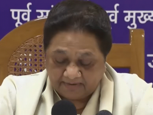 ईवीएम पर दूर करें भ्रम, बैलेट पेपर से हो मतदान:मायावती बोलीं- नगीना में चंद्रशेखर का जनाधार नहीं, उसे ईवीएम से जिताया गया