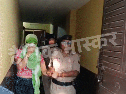 पटना के राजीव नगर में सेक्स रैकेट का भंडाफोड़:12 दिन में दो जगह छापेमारी, युवक-युवतियां आपत्तिजनक स्थिति में पकड़ाए; दो संचालक भी गिरफ्तार