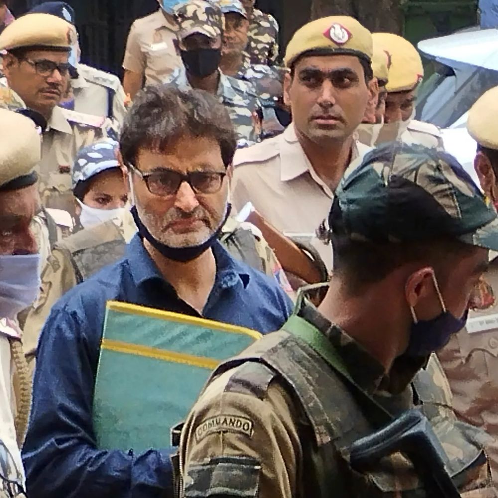 यासीन मलिक ने कोर्ट से अपने लिए फांसी मांगी:कश्मीरी पंडित की हत्या में शामिल होने से इनकार किया; पत्नी को तलाक देने की बात कही