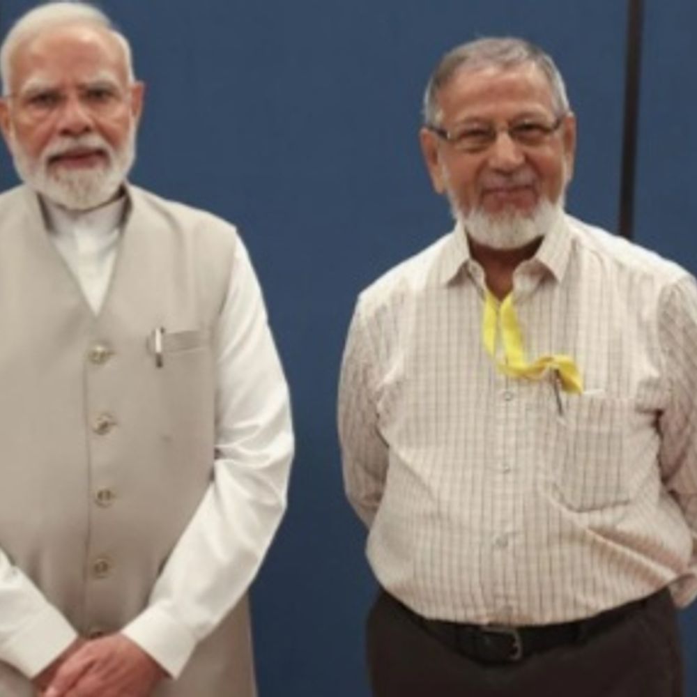 पीएम से मुलाकात के बाद स्कूलमेट को जमीन वापस मिली:BJP विधायक ने कब्जा छोड़ने और प्लॉट का निर्माण परमिट लौटाया, केस वापस लेने की प्रक्रिया शुरू